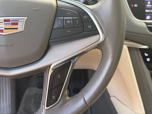 Used 2023 Cadillac XT5 Premium Luxury w/ Technology Package FWD image 24