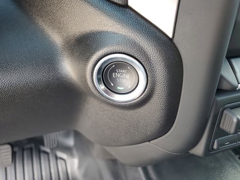 Used 2025 Chevrolet Silverado 3500 W/T image 20