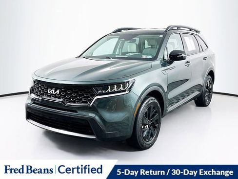 Used 2023 Kia Sorento S image 3