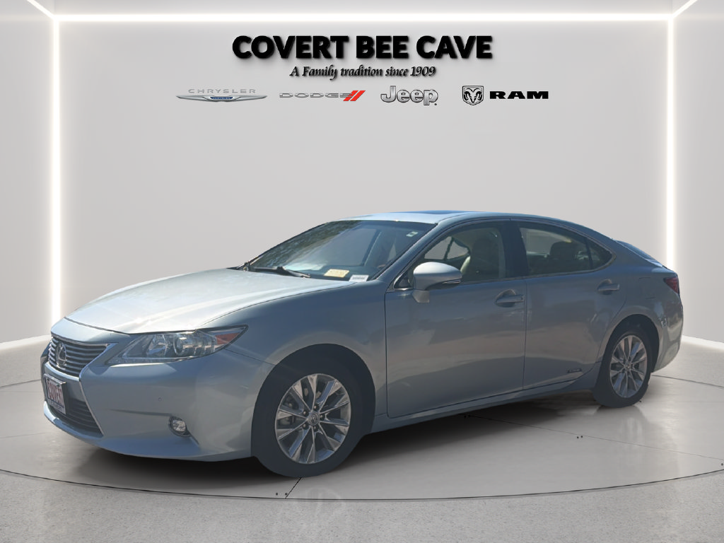 Used 2014 Lexus ES 300h w/ Luxury Package w/Bamboo Trim FWD image 3