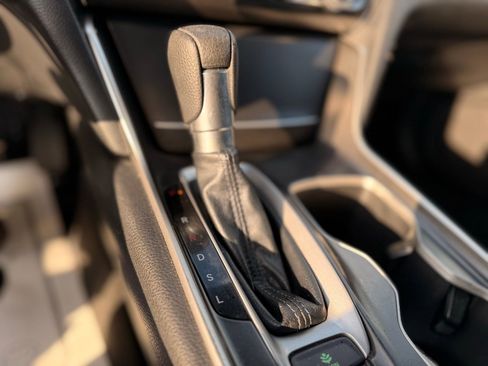 Used 2018 Honda Accord LX image 23