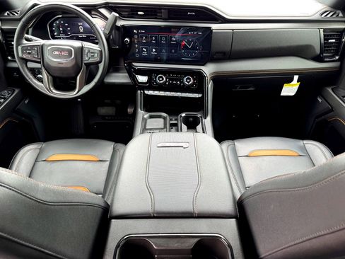 Used 2024 GMC Sierra 2500 AT4 w/ AT4 Preferred Package image 23