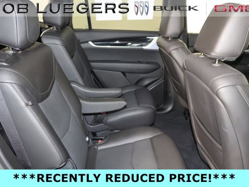 Certified 2025 Cadillac XT6 Premium Luxury FWD image 15