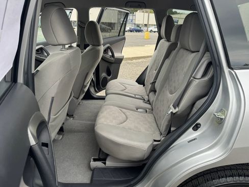 Used 2012 Toyota RAV4 4WD w/ Value Pkg image 15