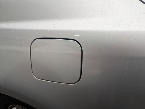 Used 2011 Toyota Camry LE w/ LE Extra-Value Pkg image 15