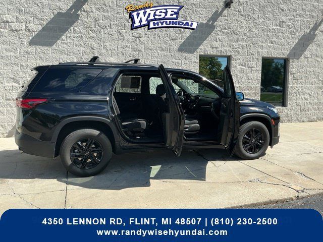 Used 2024 Chevrolet Traverse LT w/ Midnight/Sport Edition AWD/4WD image 12
