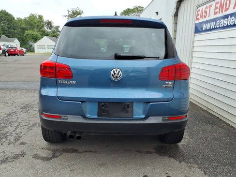 Used 2017 Volkswagen Tiguan Wolfsburg Edition AWD/4WD image 4