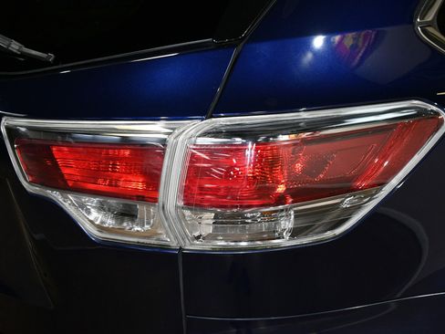 Used 2015 Toyota Highlander Plus image 59