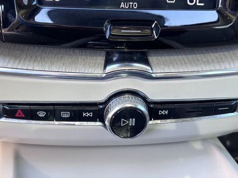 Used 2018 Volvo XC60 T8 Inscription AWD/4WD image 31