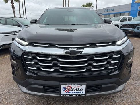 New 2026 Chevrolet Equinox LT w/ Convenience Package II FWD image 2