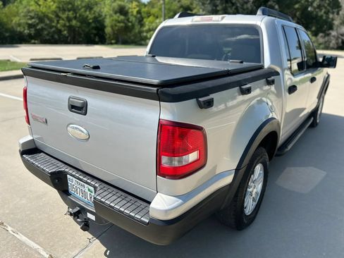 Used 2007 Ford Explorer Sport Trac XLT RWD image 6