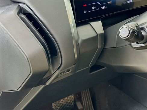 New 2026 BMW X3 xDrive30 w/ Premium Package image 10