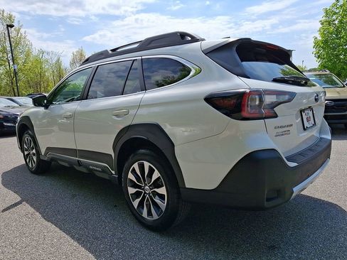 Certified 2024 Subaru Outback Limited AWD/4WD image 5