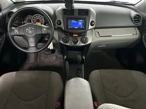 Used 2012 Toyota RAV4 FWD image 12