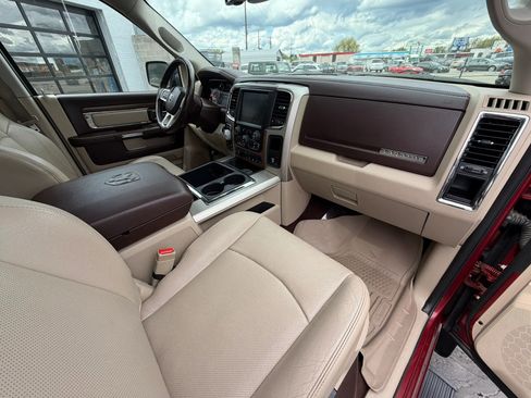 Used 2014 RAM 1500 Laramie w/ Convenience Group image 14