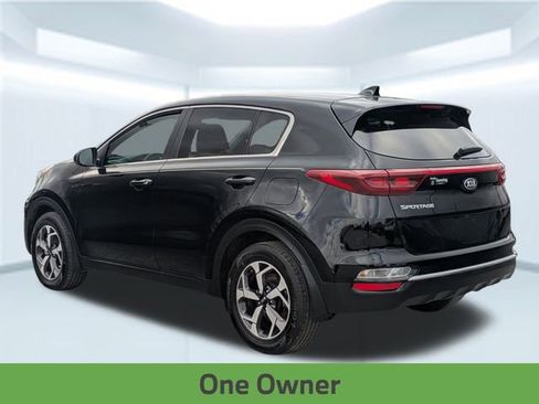 Used 2021 Kia Sportage LX image 4