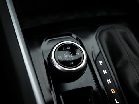 Used 2024 Chevrolet Colorado Trail Boss w/ Advanced Trailering Package image 19