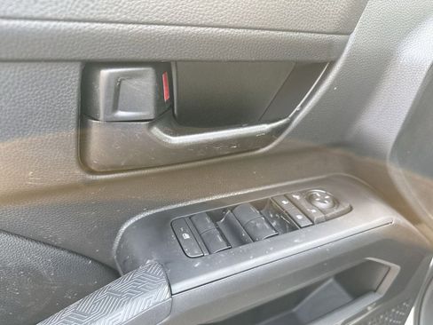 New 2025 Toyota Tacoma SR5 image 7