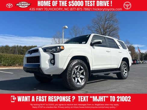 Used 2017 Toyota 4Runner TRD Off-Road image 1