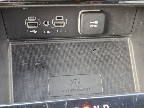 Used 2024 Jeep Grand Cherokee Altitude AWD/4WD image 29