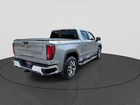 Used 2023 GMC Sierra 1500 SLT w/ SLT Premium Package AWD/4WD image 8