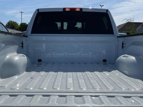 Used 2026 RAM 2500 Laramie AWD/4WD image 5