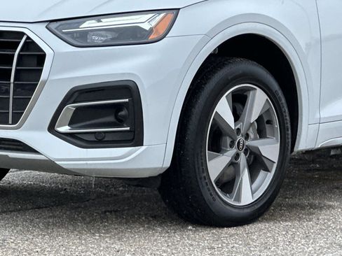 Used 2023 Audi Q5 2.0T Premium w/ Convenience Package image 8