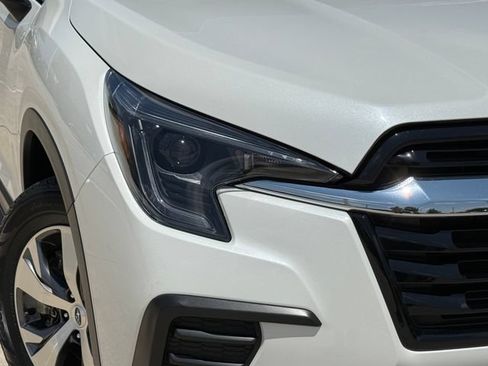 Used 2025 Subaru Ascent Premium AWD/4WD image 3