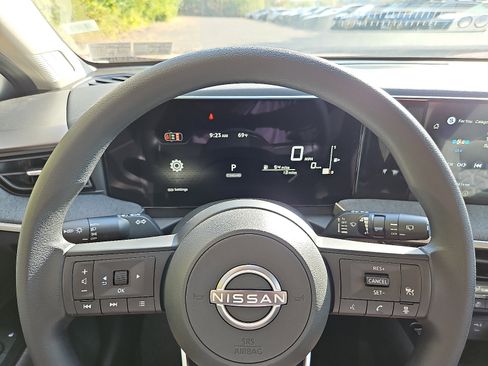 New 2026 Nissan Kicks SV w/ SV Premium Package image 16