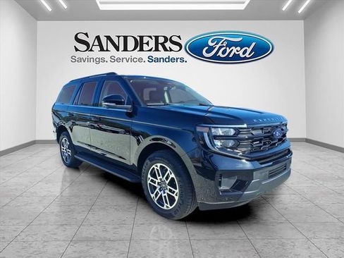 New 2026 Ford Expedition Active image 1