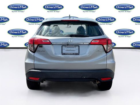 Used 2019 Honda HR-V LX image 6