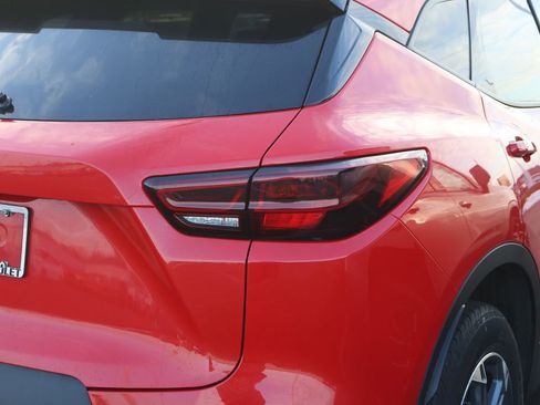 Used 2023 Chevrolet Blazer LT w/ Convenience Package image 8