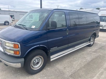 Used 2002 GMC Savana 3500 Extended Passenger w/ SLE Marketing Option Pkg 3