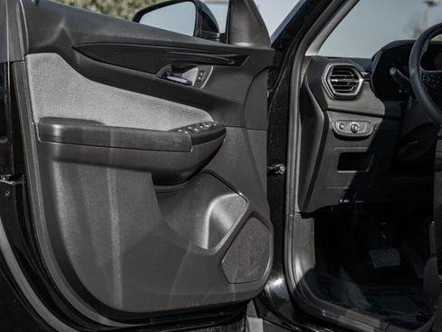 Used 2024 Chevrolet TrailBlazer LT image 33