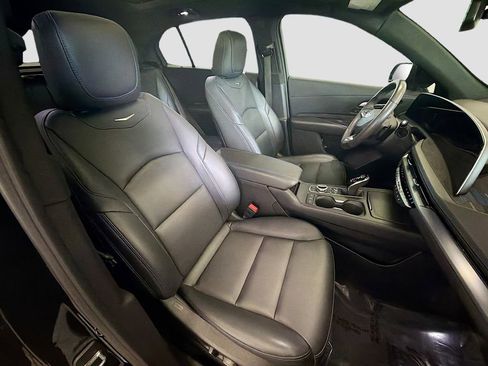 Used 2024 Cadillac XT4 Sport AWD/4WD image 31