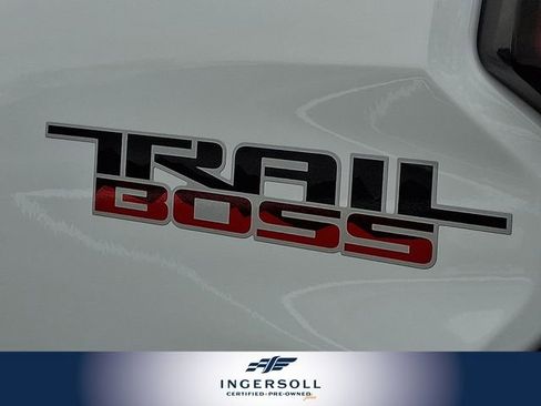 Used 2024 Chevrolet Colorado Trail Boss image 33
