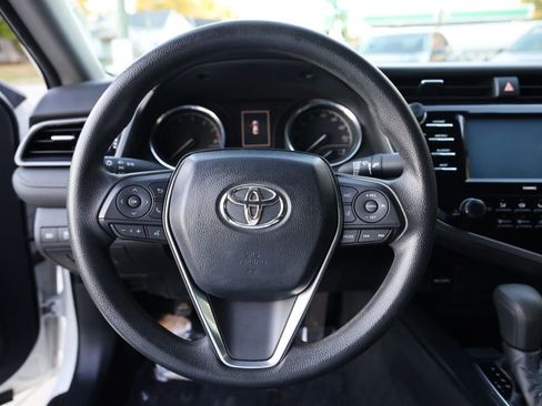 Used 2020 Toyota Camry LE image 22