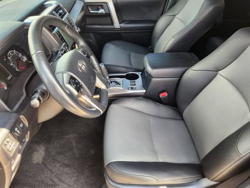 Used 2023 Toyota 4Runner SR5 Premium w/ Moonroof Package RWD image 13