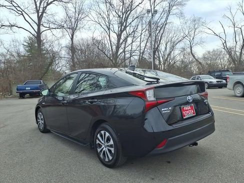 Certified 2021 Toyota Prius XLE w/ Advanced Technology Package image 6