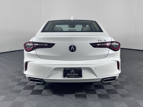 Used 2025 Acura TLX w/ Technology Package image 6