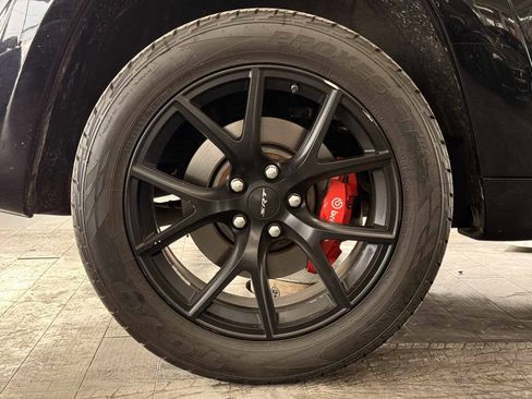 Used 2020 Jeep Grand Cherokee SRT image 41