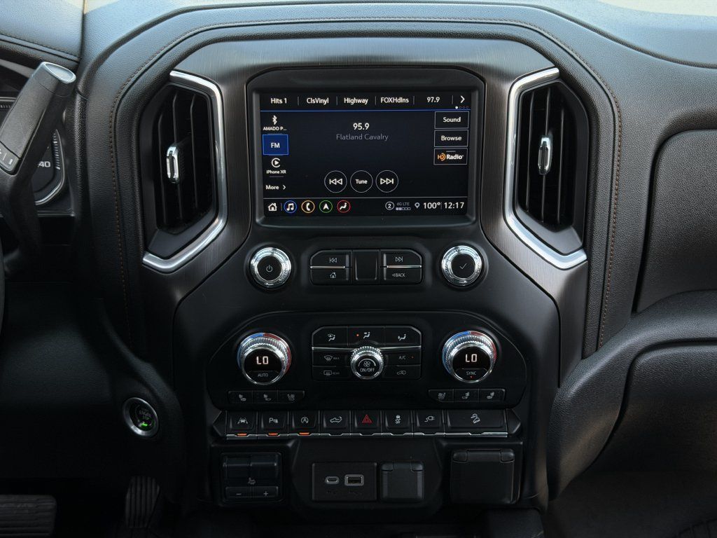 Used 2021 GMC Sierra 1500 AT4 w/ AT4 Premium Package AWD/4WD image 20