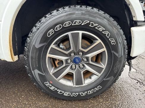 Used 2017 Ford F150 XLT w/ Equipment Group 302A Luxury image 29