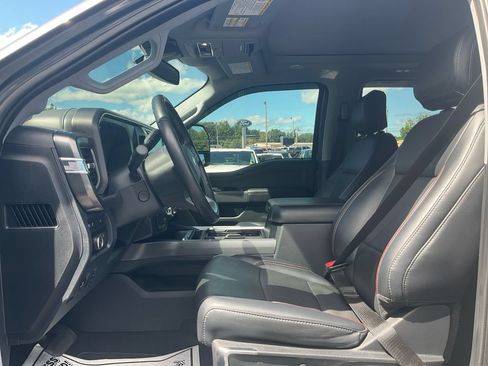 Used 2024 Ford F250 Lariat w/ Lariat Ultimate Package AWD/4WD image 16