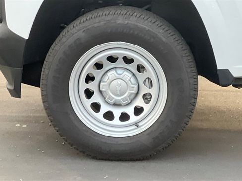 Used 2025 Chevrolet Colorado W/T w/ Advanced Trailering Package image 35