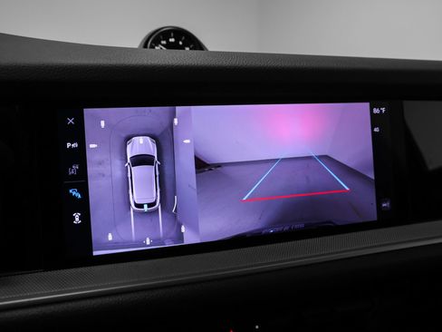 Certified 2024 Porsche Cayenne AWD/4WD image 39