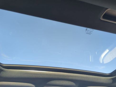 Used 2019 Jeep Grand Cherokee Altitude image 23