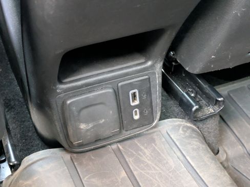 Used 2023 Buick Encore GX Essence w/ Experience Buick Package image 16