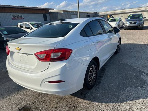 Used 2016 Chevrolet Cruze LS image 5