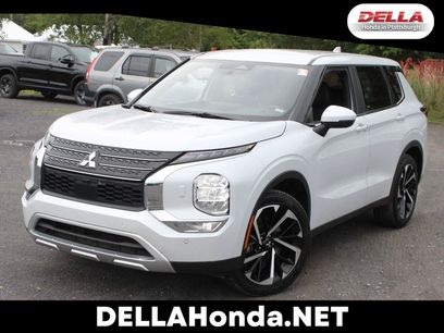 Used 2024 Mitsubishi Outlander SE Black Edition